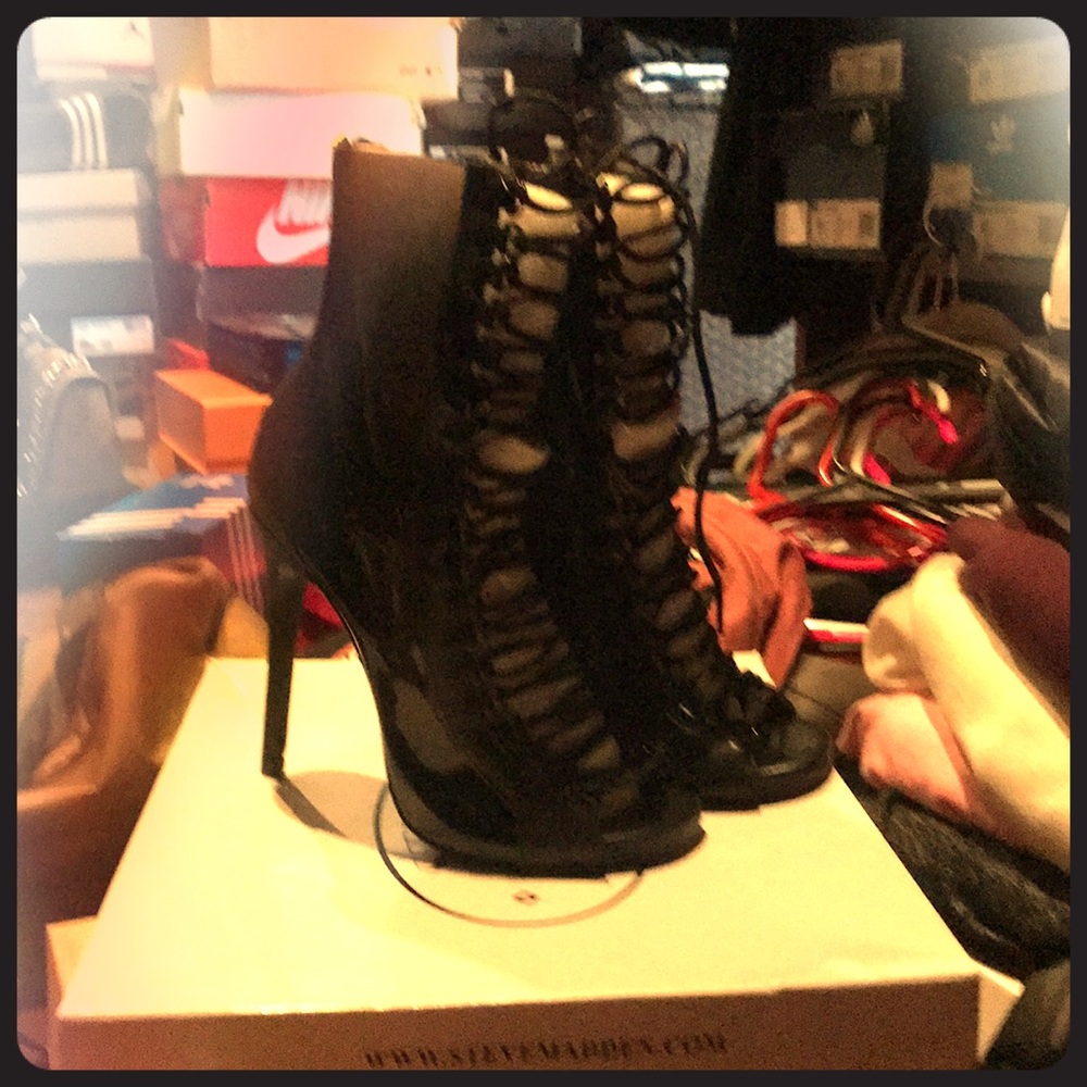 Brand New, Steve Madden, Flash Black Heels